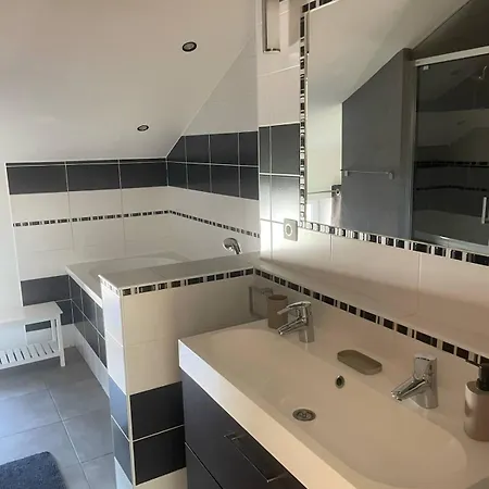 Beautiful F4 Manon *