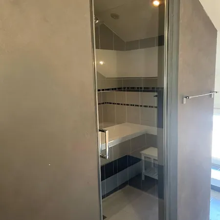 Beautiful F4 Manon Joeuf