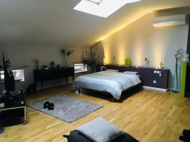 Beautiful F4 Manon Daire Joeuf